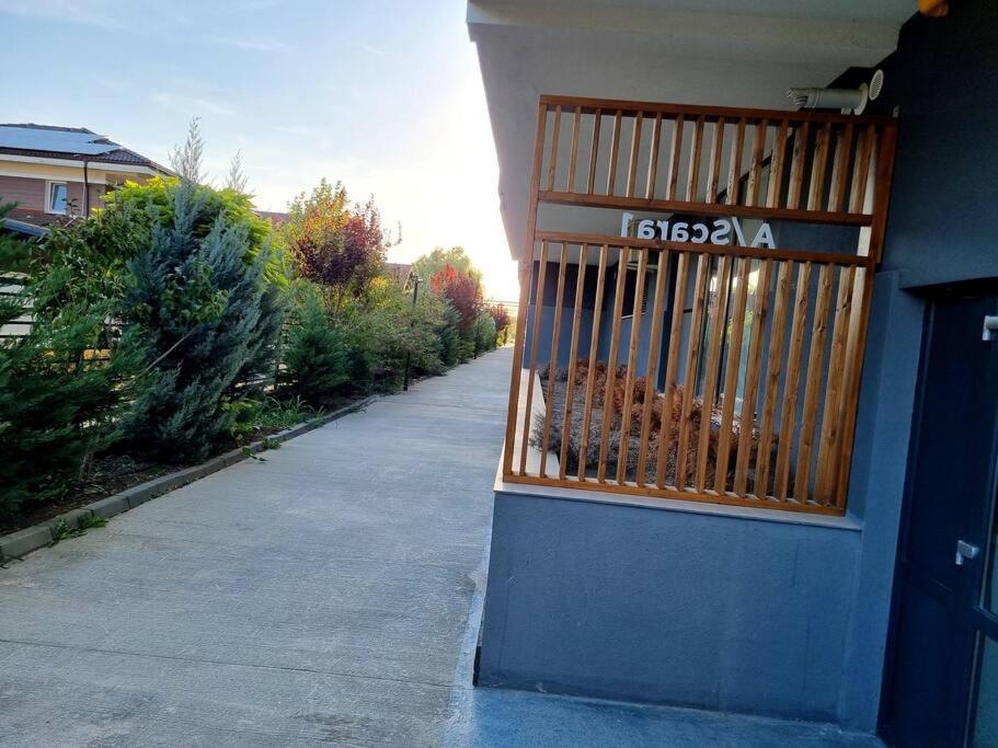 Apartament Cwa 1 Aeroport Otopeni Dış mekan fotoğraf